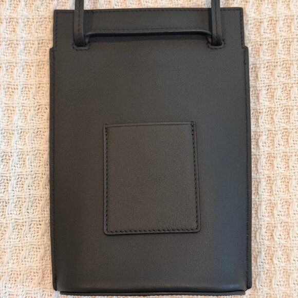 Loewe Dice Pocket (Smooth Calfskin) Dice Pocket: Black and Gold - Picture 3 of 7